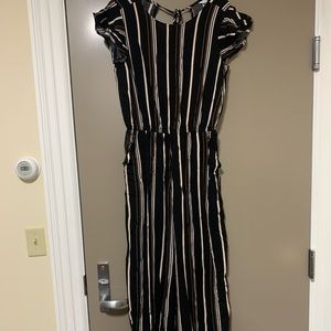 LAST CHANCE! SUPER SALE!! Pants jumpsuit- size M